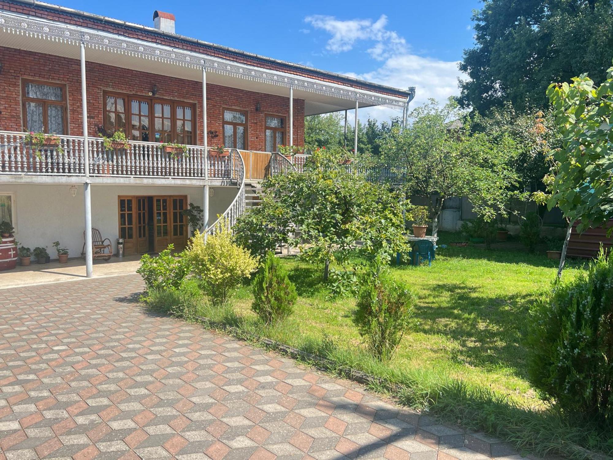 Guesthouse Zedafoni Zestafoni Exteriér fotografie