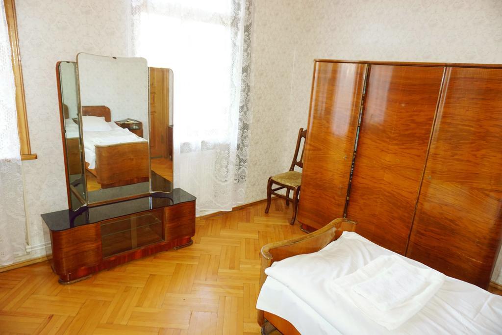 Guesthouse Zedafoni Zestafoni Exteriér fotografie